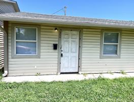 featured image of 304 S B St #1
