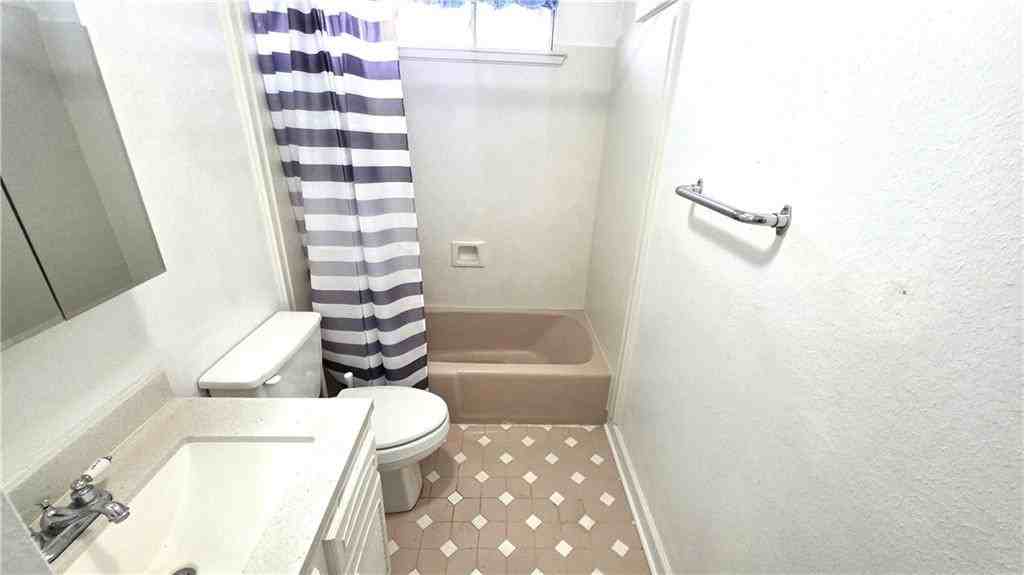 113 Nu St ##A - Photo 6 of 10