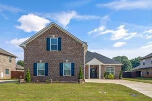 featured image of 17050 Stonegate Dr #1
