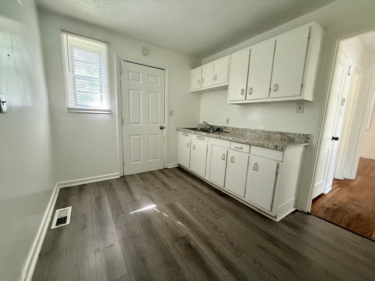 628 Annie Laura Dr #1 - Photo 7 of 11