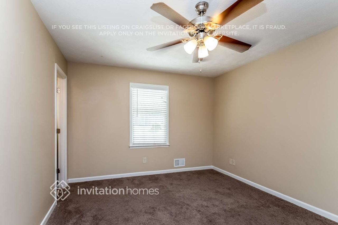 1597 Holly Brook Rd - Photo 7 of 16
