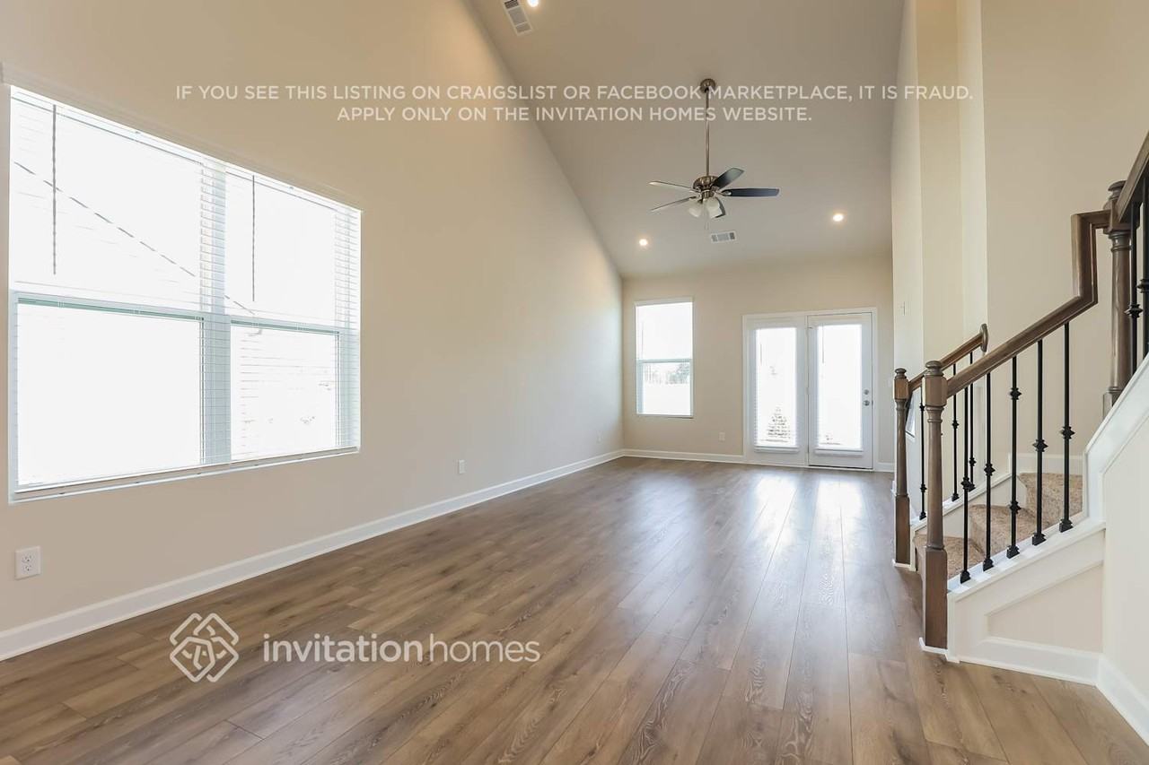 121 Fister Dr - Photo 3 of 16