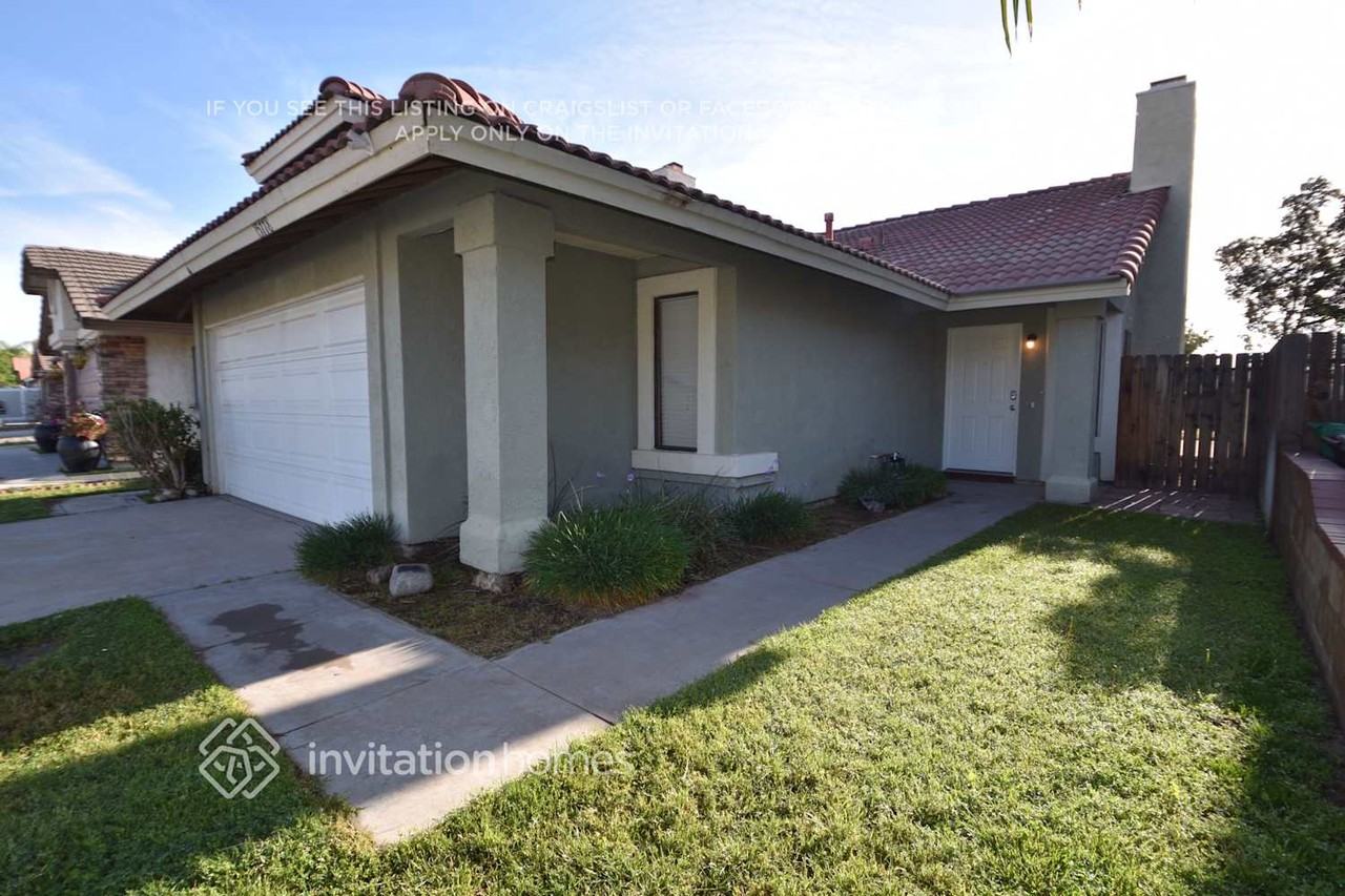 15778 Jalanie Ln - Photo 2 of 17