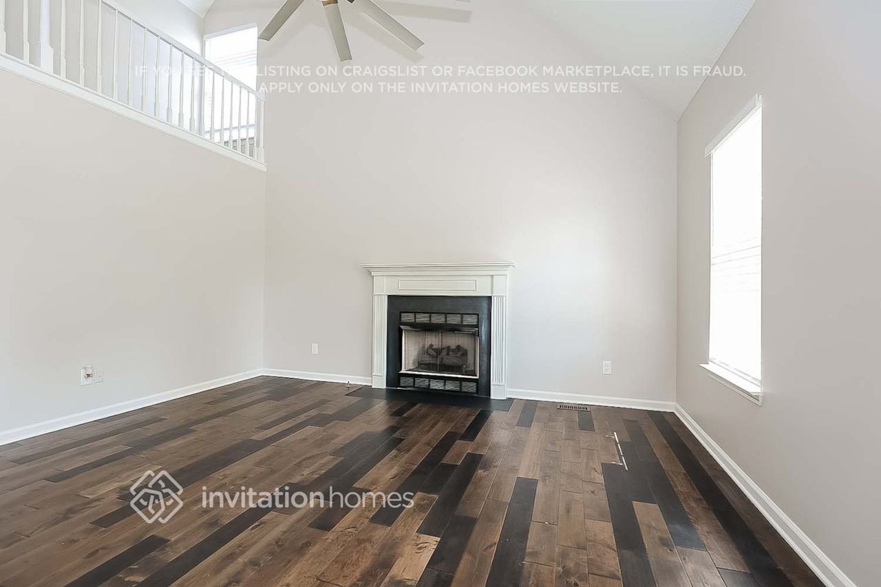 2808 Meadow Gln - Photo 4 of 18