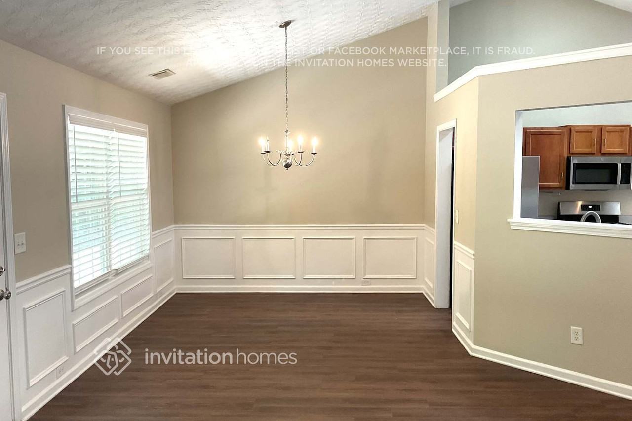 1828 Danestone Cir - Photo 4 of 13