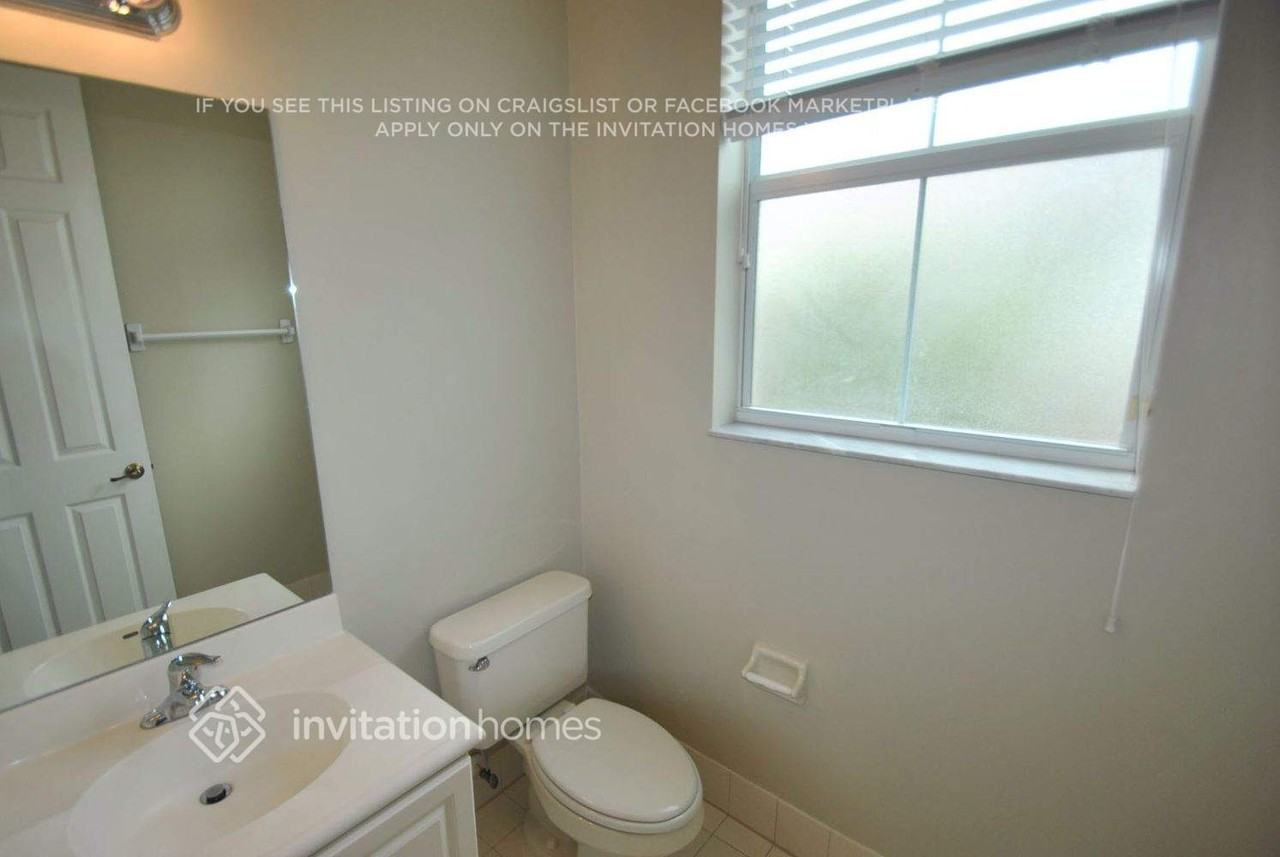 4304 Main St - Photo 7 of 8
