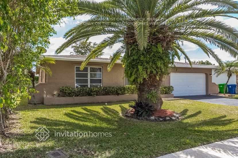 11860 Nw 29th Pl - Photo 3 of 9