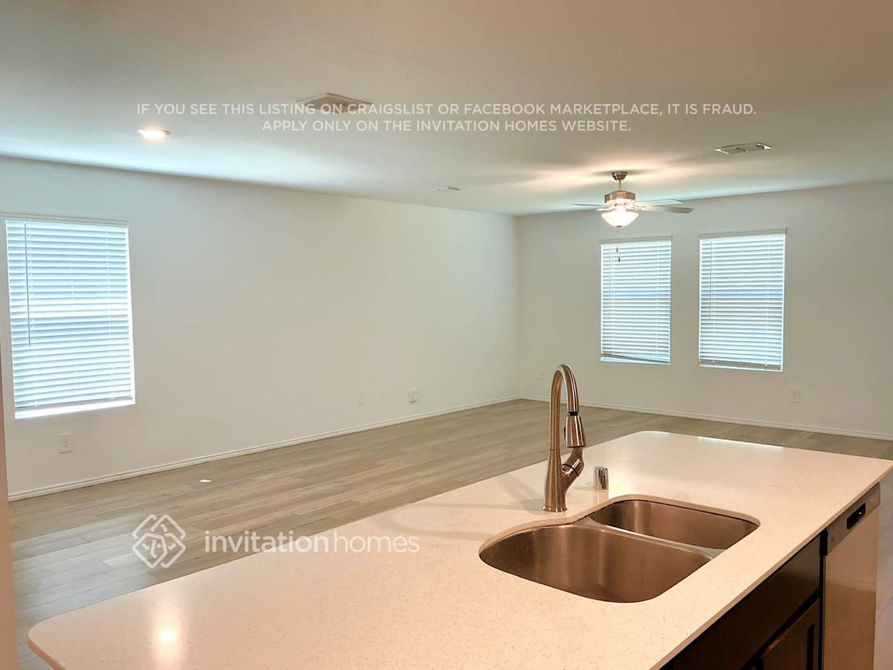 10527 Sewell Cir - Photo 5 of 12