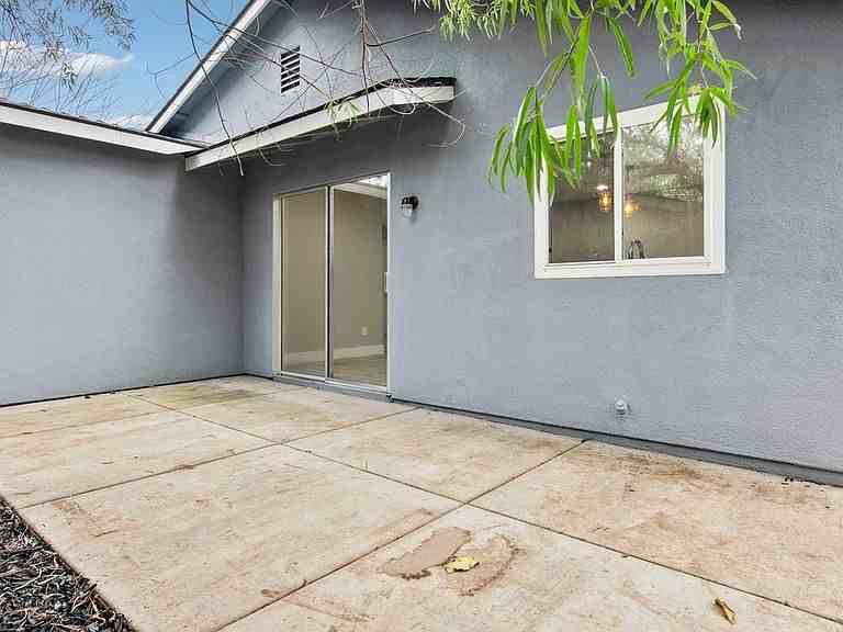 8737 Grayling Way - Photo 6 of 10