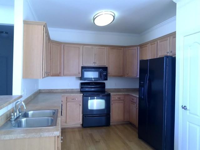 6109 Blue Hole Ct - Photo 3 of 8