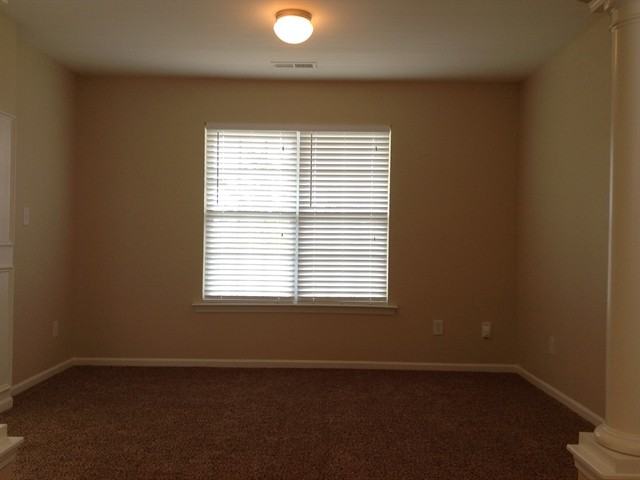 748 Juanita Dr SW - Photo 3 of 11