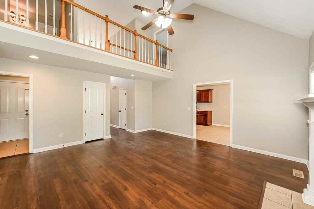 3418 Leslie Ln - Photo 5 of 17