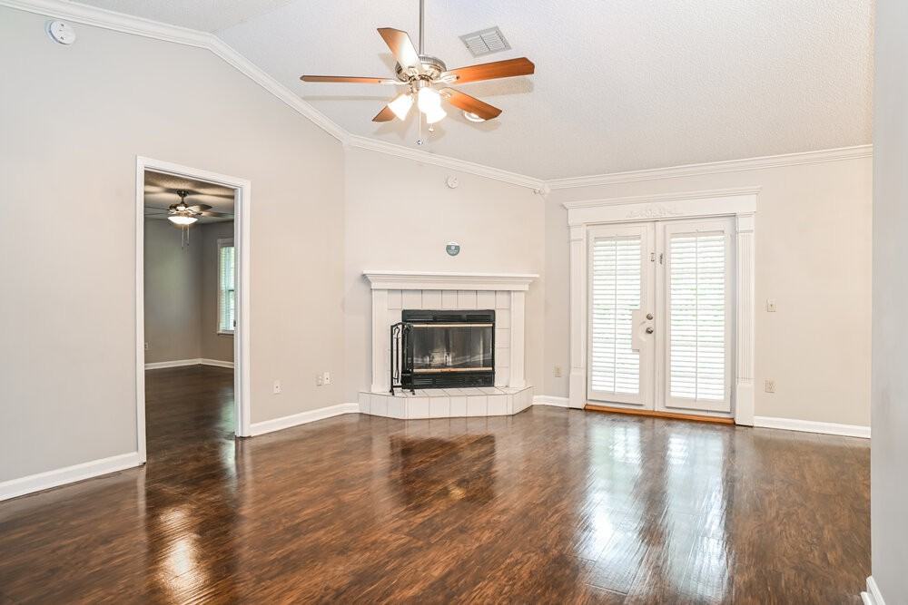 9552 Glenn Abbey Way - Photo 3 of 16