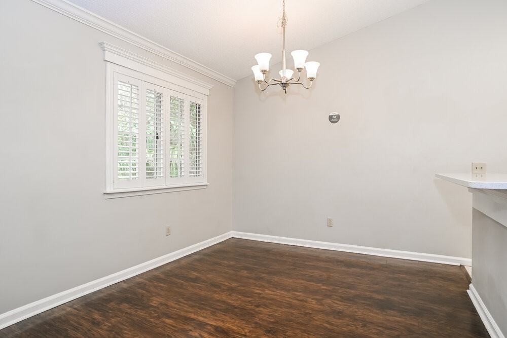 9552 Glenn Abbey Way - Photo 5 of 16