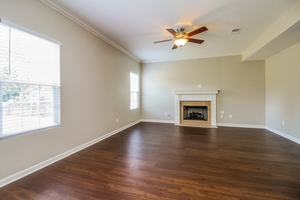 1016 Solomon Ln - Photo 6 of 17