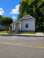 featured image of 723 E Trigg Ave