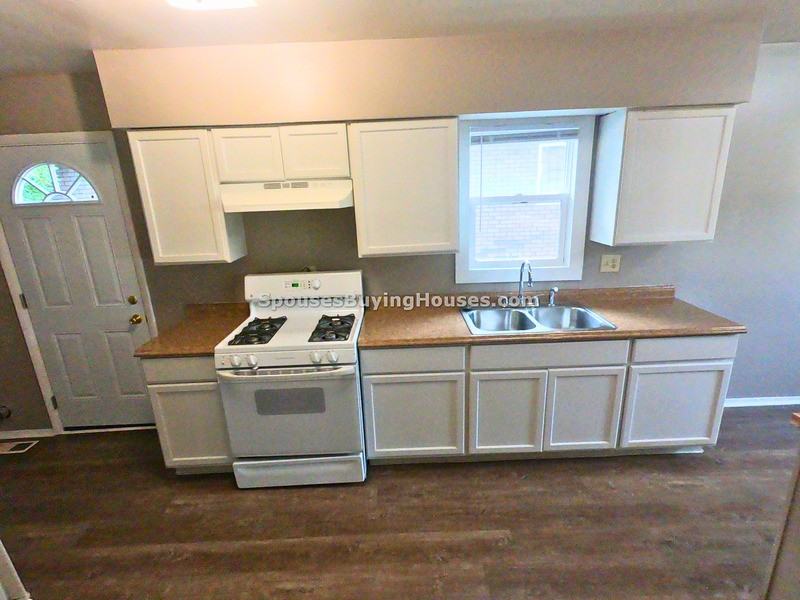 1301 Congress Ave - Photo 4 of 16