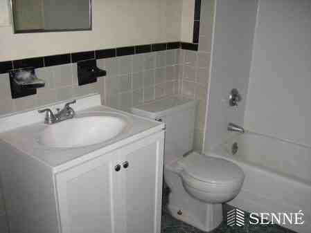 7 Forest St #4 - Photo 6 of 7