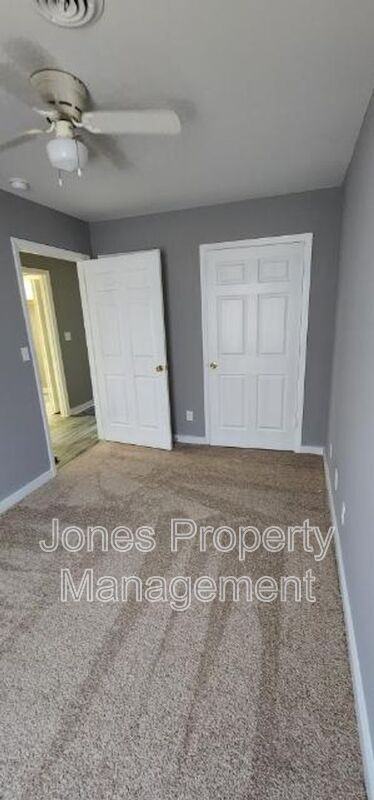 120 Wbypass #B3 - Photo 5 of 12