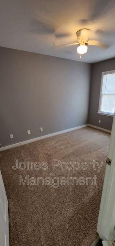 120 Wbypass #B3 - Photo 6 of 12