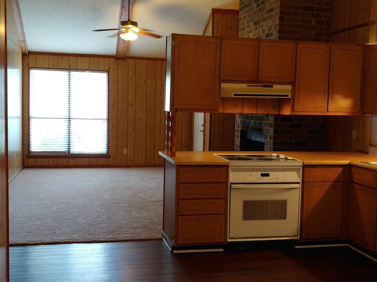 1909-A Buck Lane - Photo 2 of 11