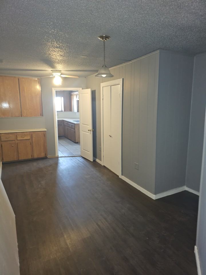 217 North Wilson Avenue - Photo 3 of 26