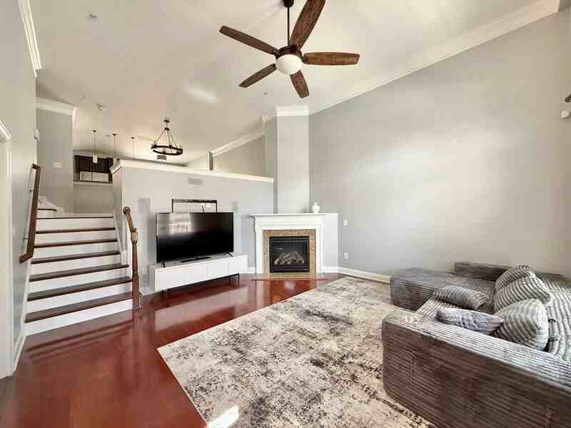 10321 Sablewood Dr #108 - Photo 2 of 30