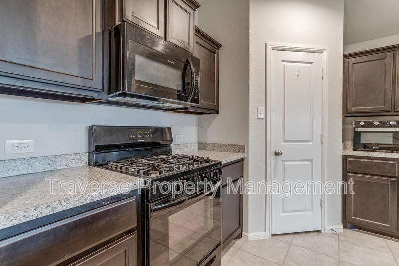 10368 Fort Crockett Trl - Photo 7 of 33
