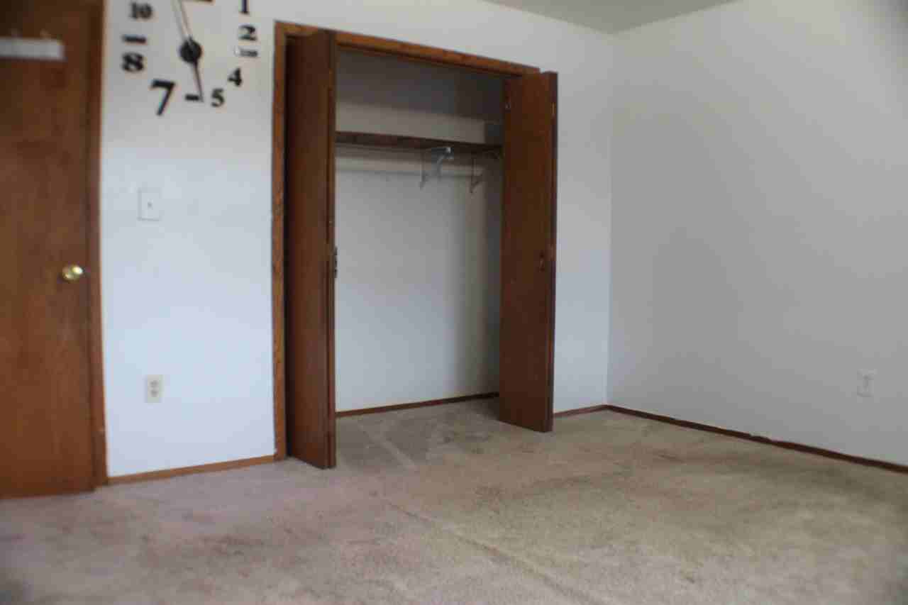 2902 Apt 3 - 31 Street - Photo 7 of 33