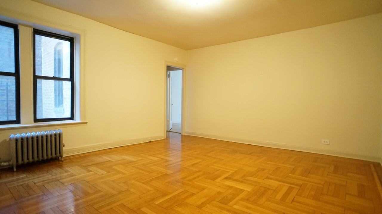 3230 Steuben Avenue #G3 - Photo 2 of 4