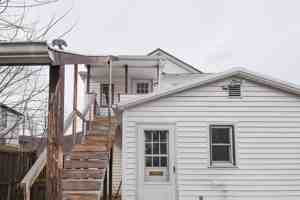 featured image of 33 1/2 C St