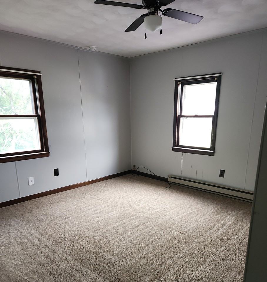 33 1/2 C Street, Keyser WV 26726 - Photo 7 of 11