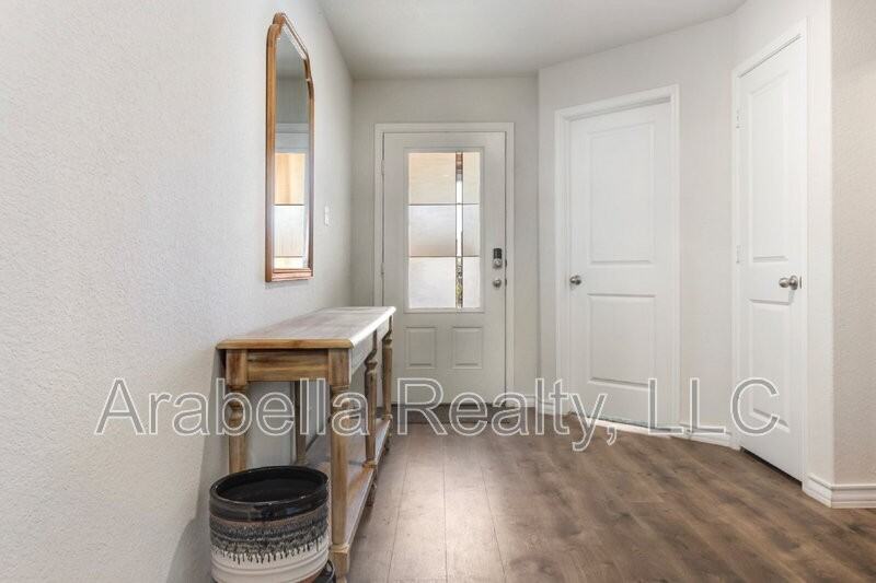 13067 Whisper Bnd - Photo 3 of 31