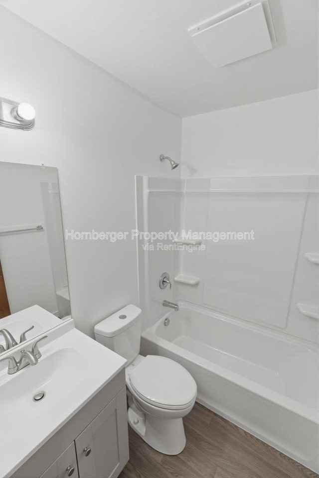 904 W 9th Ave #6 - Photo 6 of 10