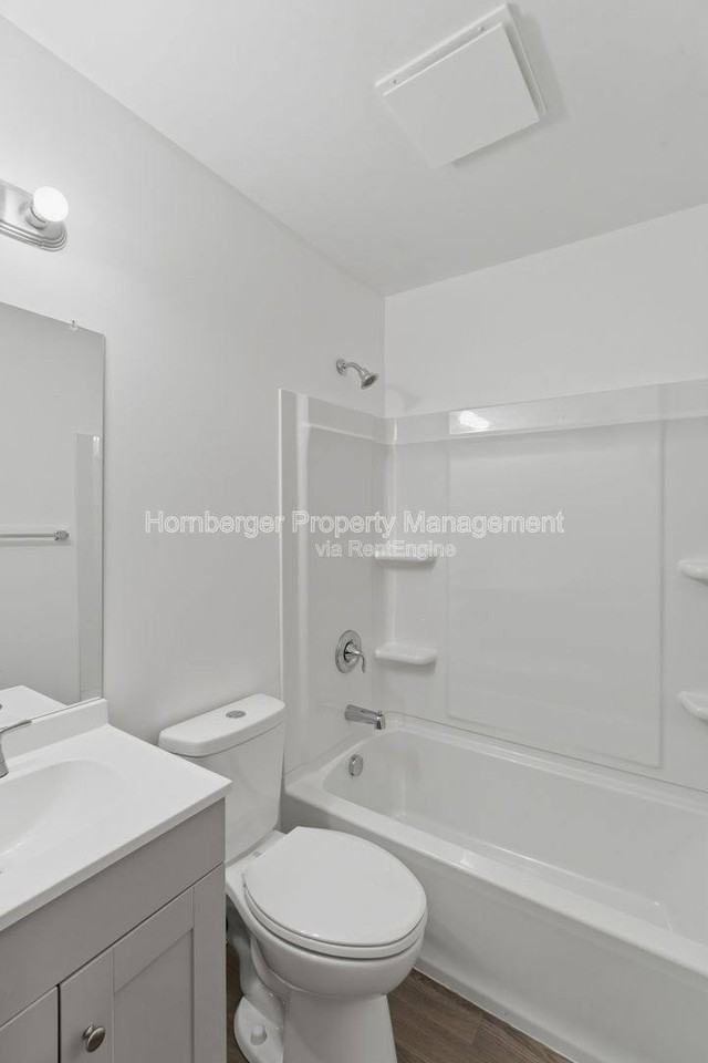 904 W 9th Ave #6 - Photo 7 of 10