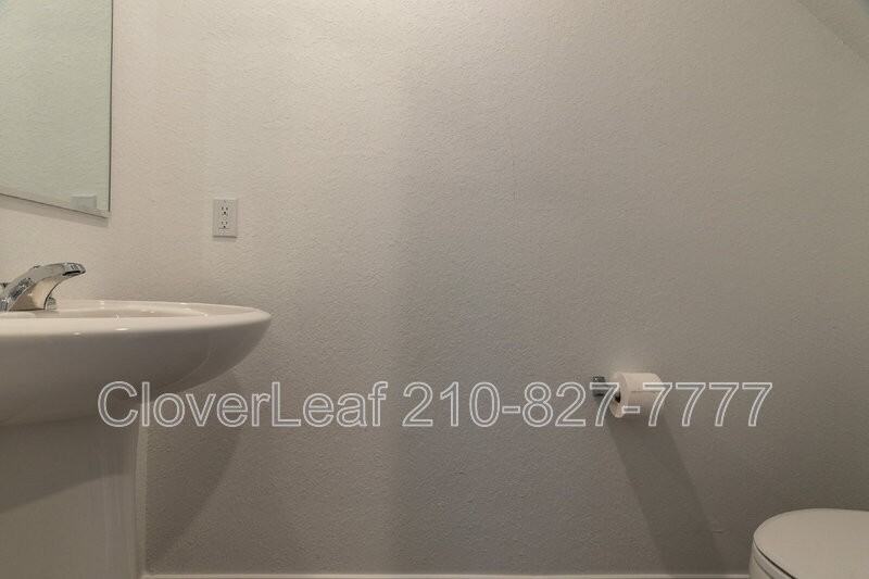 5444 Calton Bnd - Photo 6 of 35