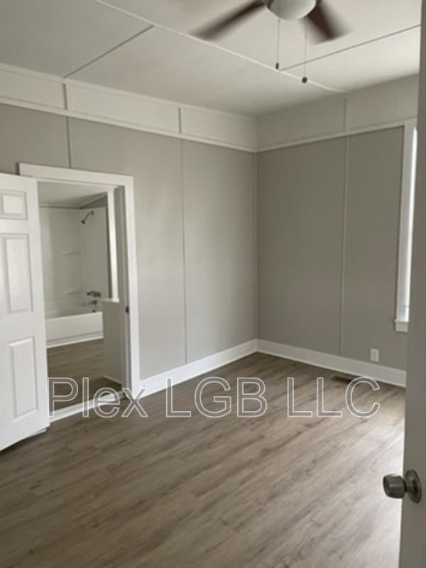 1203 Troup St - Photo 2 of 3