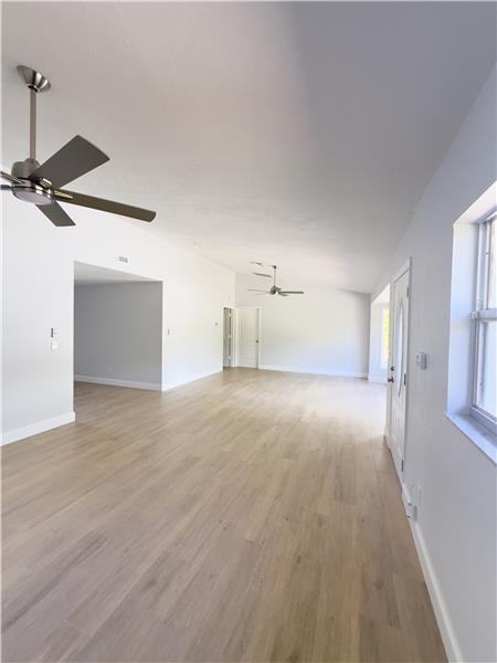 25356 Pinson Dr - Photo 4 of 10