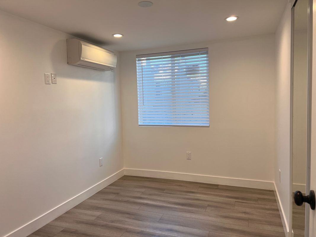 712 N Guadalupe Ave ##8 - Photo 6 of 7