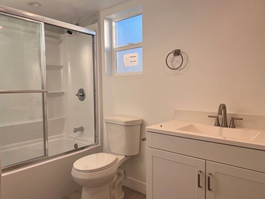 712 N Guadalupe Ave ##8 - Photo 7 of 7