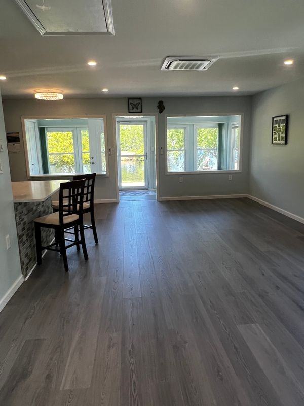 106A Edinburgh Ln - Photo 2 of 5