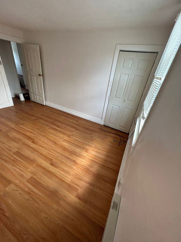 1412 Washburn St - Photo 5 of 10