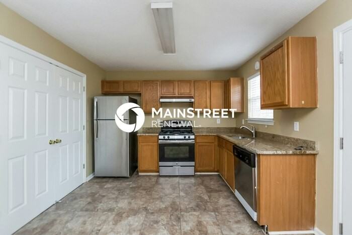 3595 Broken Arrow Ct - Photo 5 of 15