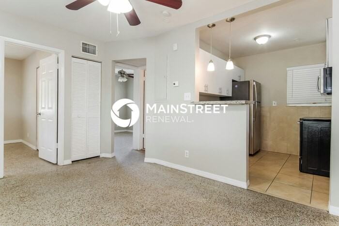 1407 N 57th Ave - Photo 6 of 16