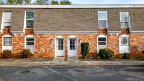 100 Lynn Cir #H - Photo 1 of 1