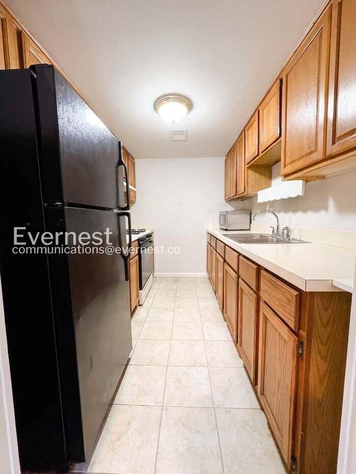 14806 Bryan Ct - Photo 2 of 28