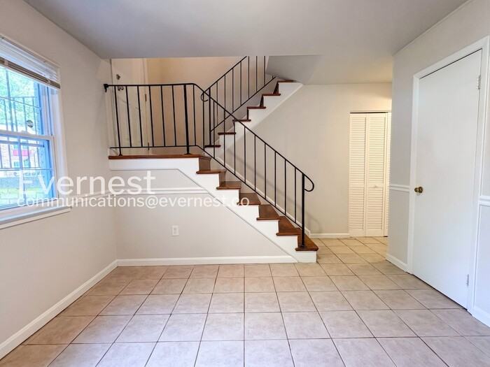 14806 Bryan Ct - Photo 7 of 28
