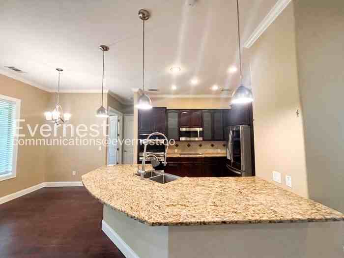 21208 Oak Dale Dr - Photo 4 of 21