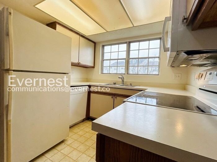 107 Prosperity Ave Se - Photo 3 of 25