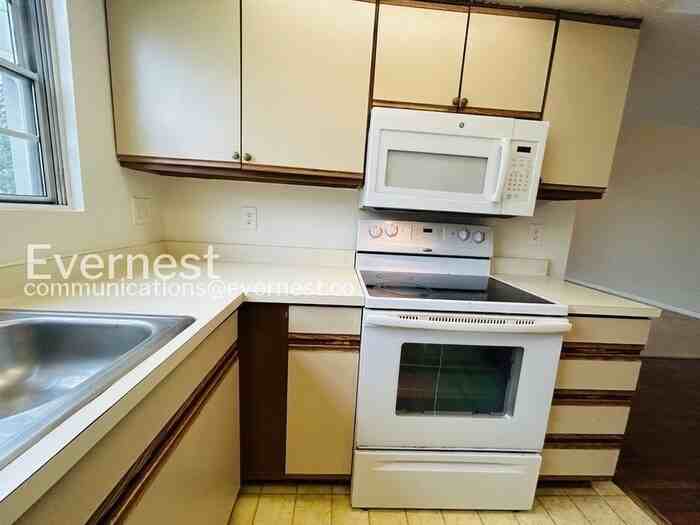 107 Prosperity Ave Se - Photo 4 of 25